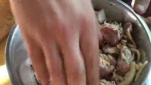 Как приготовить шашлык из куриных желудочков