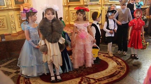 праздничное выступление учеников воскресной школы