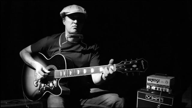 Louisiana Blue - Honey Bee | Muddy Waters смотреть онлайн