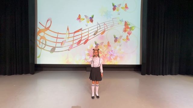 Халимова Злата Эдуардовна - вокальное искусство; «Страна огромная, как детство». смотреть онлайн