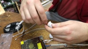 Подключение блока питания(трансформатора) с 220V на 12V, светодиодной ленты и датчика движения