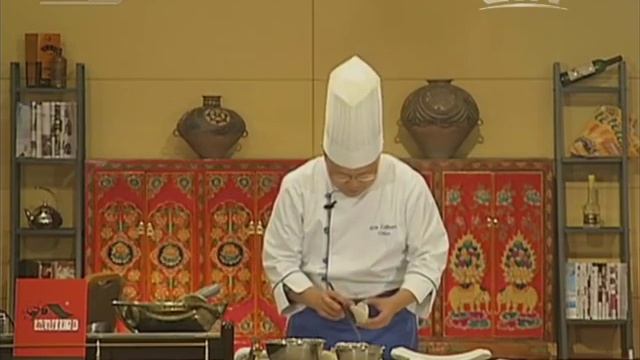 Китайская кухня: Жаренные коробки корневища лотоса с мясным фаршем смотреть онлайн