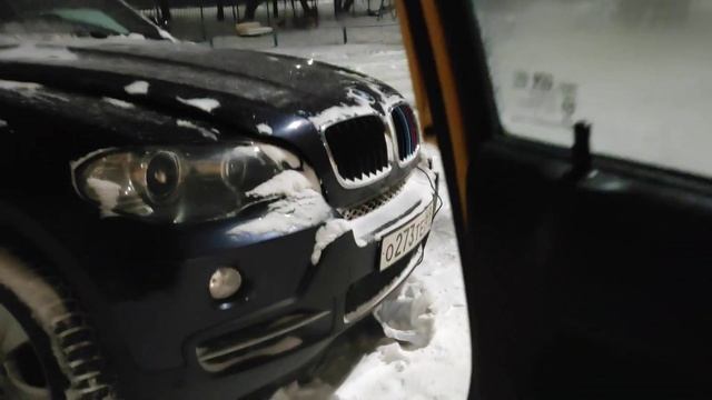 Зарядка аккумулятора BMW X5 E70 на улице в мороз смотреть онлайн