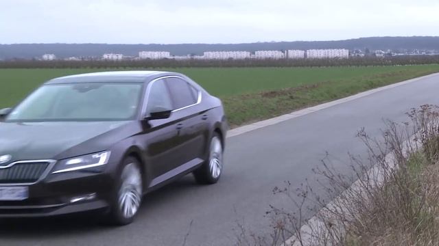 Essai Skoda Superb 1.8 TSi 180 DSG Style 2017