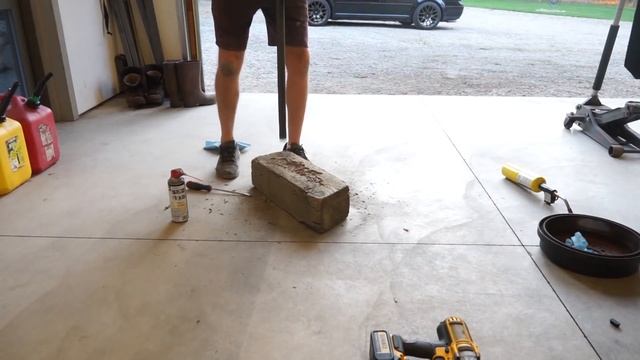 Diesel Toyota Pickup Rear Wheel Bearing Replacement/ 4.88 Gear Upgrade For CHEAP смотреть онлайн