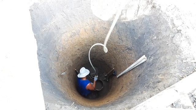 Дохлая мышь в колодце? Честь 1. #РусланКолодцев смотреть онлайн