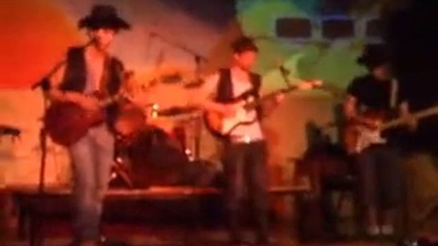 Zafit 2010, Purim show, "Tafasti Rosh Al Ha-bar"-Shalom Hanoch смотреть онлайн