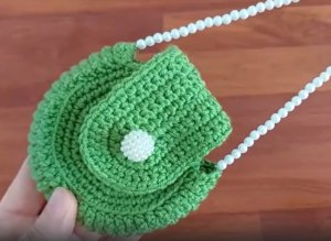 Пошаговое руководство по изготовлению очаровательной сумки крючком_ изготовление подарочной с
