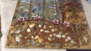 Расхламление 2, лайфхак, как приклеить ракушки на картину и сделать ее объемной.