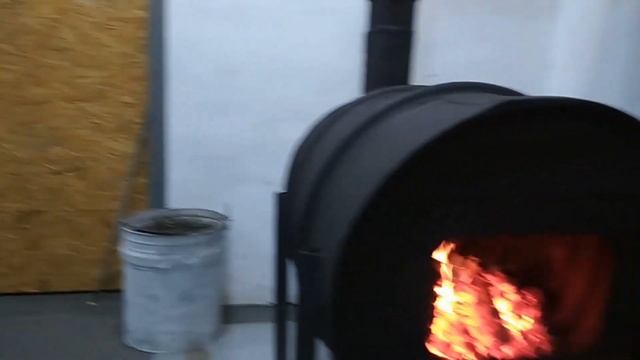 Буржуйка из 200 литровой советской бочки, супер печь для отопления гаража. #буржуйка