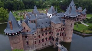 Castle de Haar: Timeless Beauty of Dutch Heritage near Utrecht ??