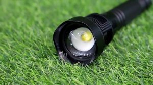 Мощный очень яркий тактический светодиодный аккумуляторный фонарь XHP90.2022 с  зумом,USB зарядкой