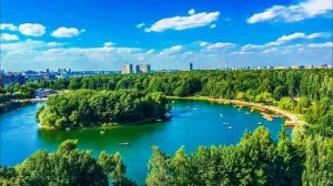 Внуки не понимают, почему бабушка так к ним относится и даже забывает...