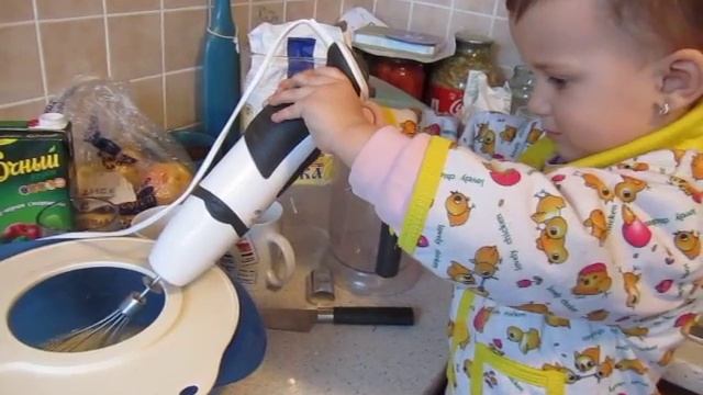 Подарок маме - готовим вместе с папой!) смотреть онлайн