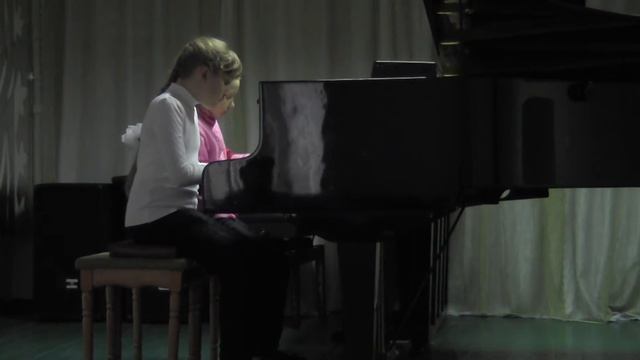 Фортепианный дуэт Билык Аня, Снижко Марина | И. Богуславский "Игра с котенком" смотреть онлайн