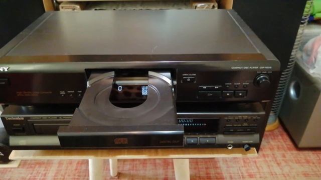 Sony CDP-XE310