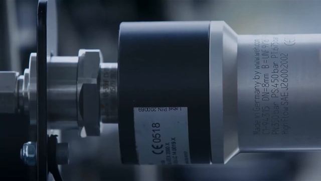 Hyundai XCIENT Fuel Cell: первый в мире тяжелый грузовик на топливных элементах