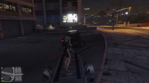 GTA 5 GLITCHES - invisible (как стать невидимым + пропасть с радара)