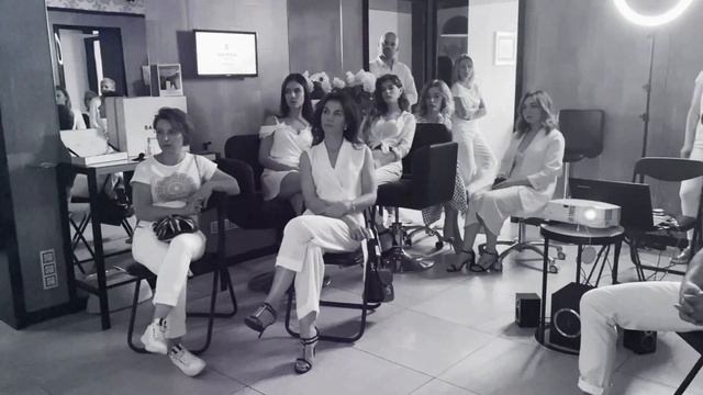 ПРЕЗЕНТАЦИЯ BALMAIN HAIR COUTURE в салоне MN STUDIO MINSK смотреть онлайн