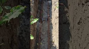 Укладка арматуры в ленточный фундамент.