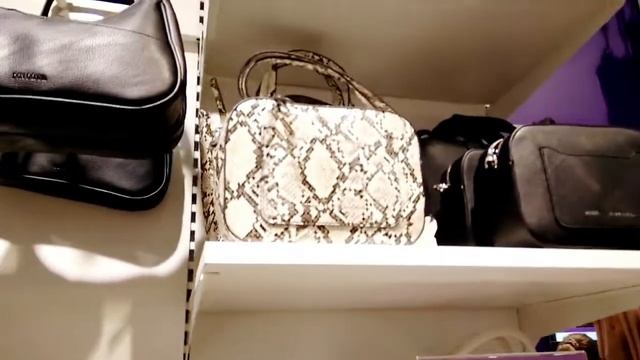 Модные сумки в Швеции Что модно 2021. Швеция, Мода 21. Распродажа сумок смотреть онлайн