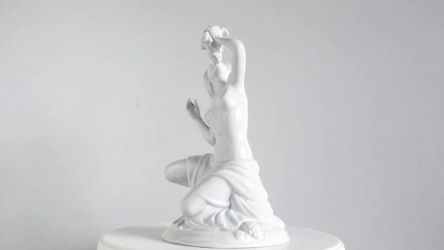 Девушка с виноградом смотреть онлайн