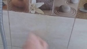 Клеим плитку на силикон 2