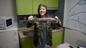 АРМЕЙСКИЙ БУРГЕР КАК В АРМИИ КОРЕИ || Доставка vs Хеён