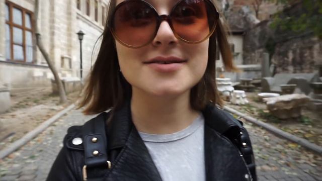 У НЕГО В РУКАХ ОГРОМНЫЙ АВТОМАТ смотреть онлайн