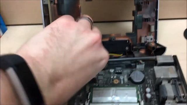 ASUS VM40B Teardown смотреть онлайн