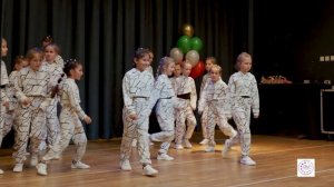 Glitter Star Dans Stockholm Star Academy Танцы девочки 8-12 лет. Эстрадные танцы