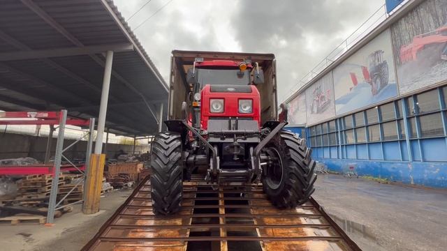 Мал, да удал. Трактор Беларус 921.3 смотреть онлайн