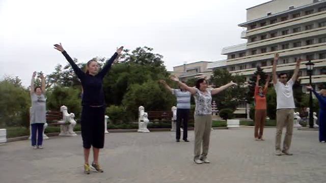 Мастер-класс по программе "Дверь к долголетию" в санатории "Сакрополь" смотреть онлайн