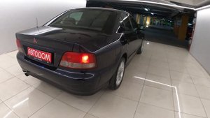 Mitsubishi Galant VIII Рестайлинг 2.0 MT (136 л.с.) 2001