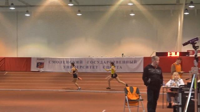 г. Смоленск ЦФО в помещении 18-20 января 2023 по легкой атлетике. Девушки до 18 4х400м Финал смотреть онлайн