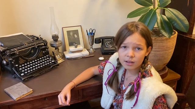 Торопчина Таисия, автор - Юлия Друнина, произведение  "Зинка"