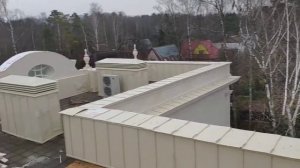 Отделка карнизов и парапетов фальцевыми панелями и Флюгарки для труб.