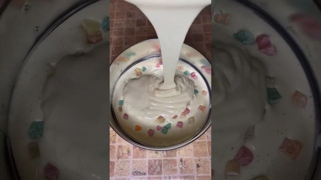 Вкусная шарлотка с цукатами #еда #едаялюблютебя #шарлотка #рецептшарлотки #приготовить #пирог #пир смотреть онлайн