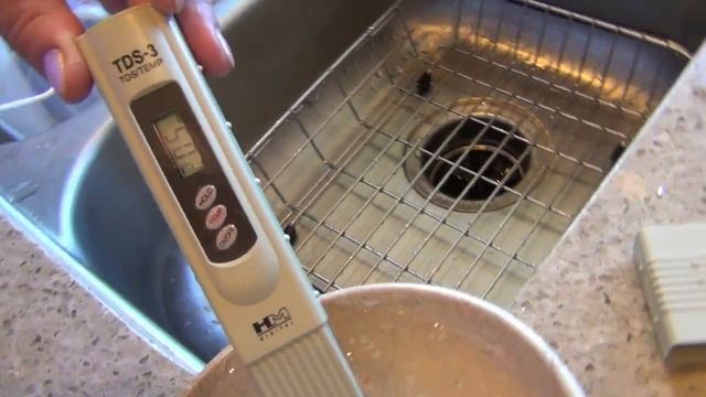 США 680: Содержание растворенных солей в американской водопроводной воде смотреть онлайн