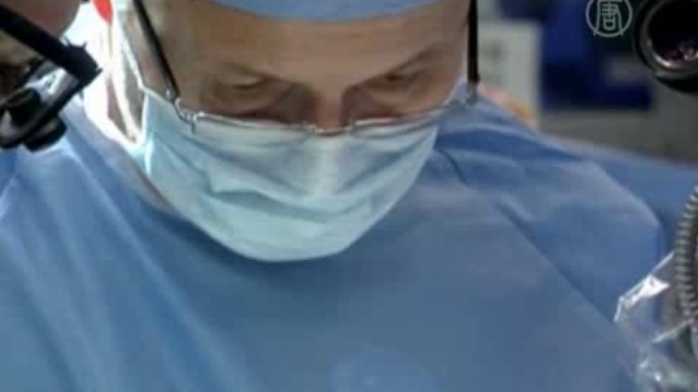 Американке полностью пересадили лицо