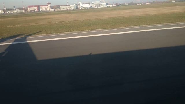 Посадка в Аэропорту Вильнюс Литва.
