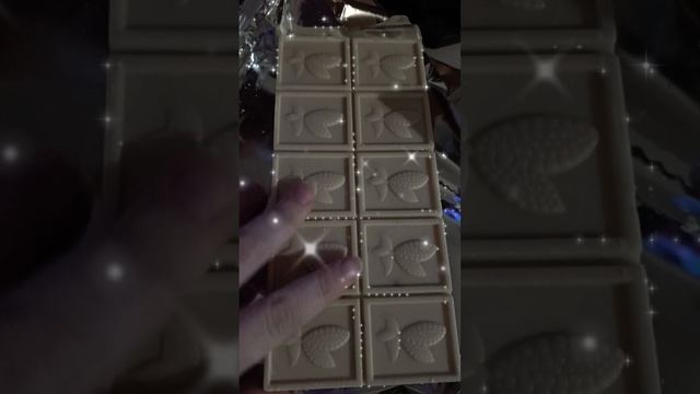 белый шоколад цельный фундук 200 г KING NUTS (от 12.01.2024)