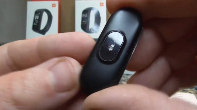 Peligro en Pulseras de Actividad Falsas y SmartWarch Chinos. Probamos M5, N88 y Xiaomi MI Band 4, 4 смотреть онлайн