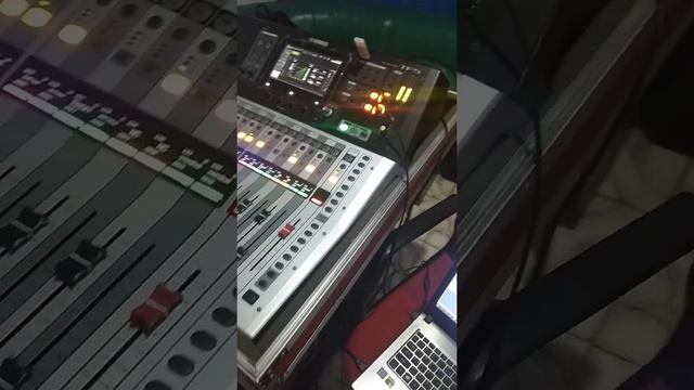 mixing karnamereka pake yamaha TF5 смотреть онлайн