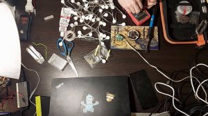 Как переделать гирлянду с питания от батареек на питание от сети 220В. +Урок пайки для новичков