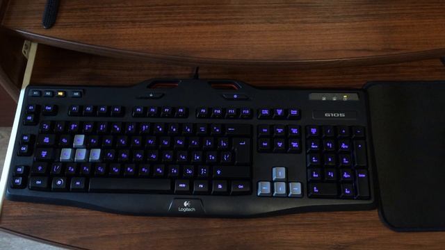 Logitech G105 - бюджетная игровая клавиатура. смотреть онлайн