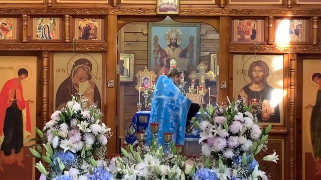 Вынос Плащаницы Пресвятой Богородицы