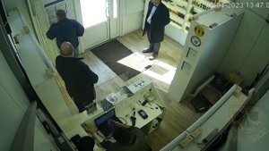 Виталий Милонов внезапно заявился в один из вейп-шопов Пушкина и учинил там скандал .
