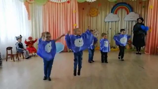 Танец "Виноватая тучка". Средняя группа. смотреть онлайн