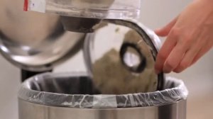 Как очистить контейнер пылесоса Dyson Ball?